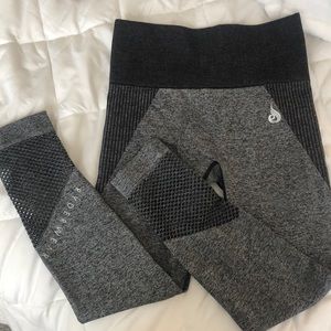 RyderWear GRAY LEGGINGS SMALL